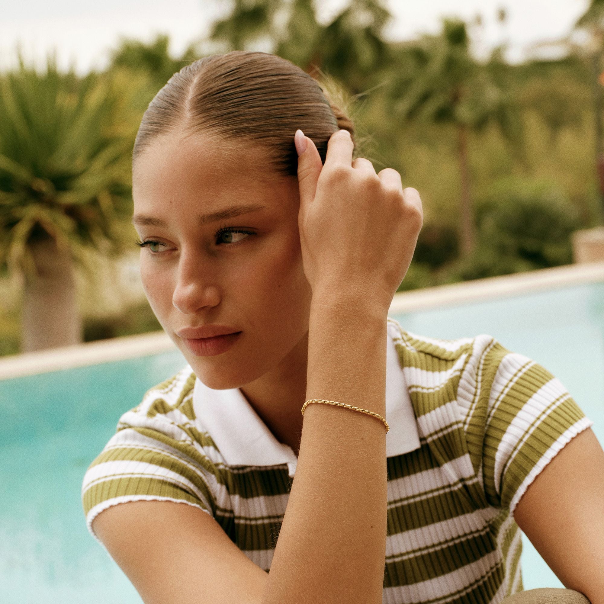 Large Twisted Sparkly Bracelet