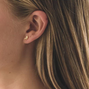 Small Fragment Silicium Stud Earrings