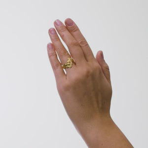 Medium Blurry Layers Ring