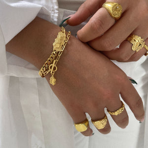 Curvy Layers Panzer Bracelet