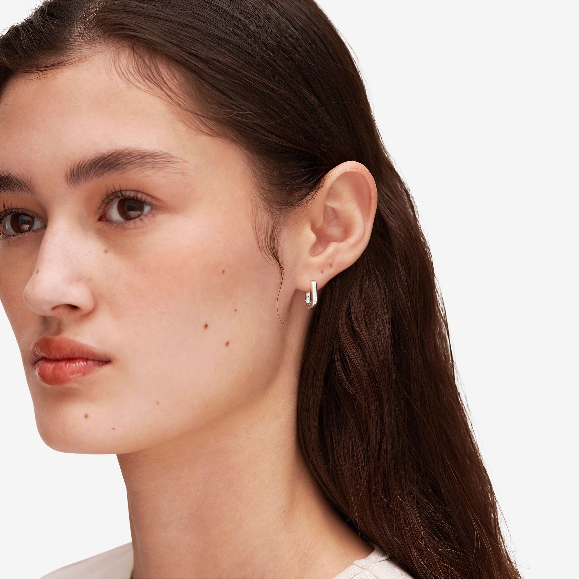 Huggie Flow Earrings