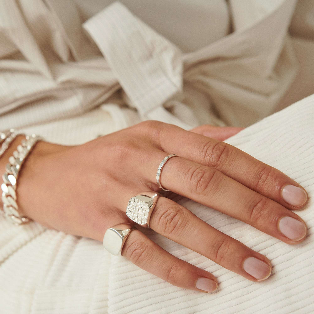 Small Banket Ring
