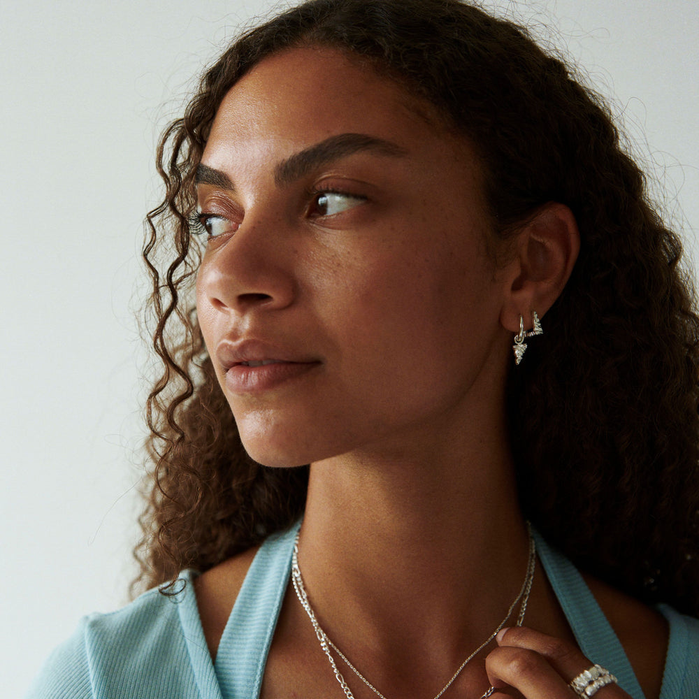 Small Edgy Silicium Earrings